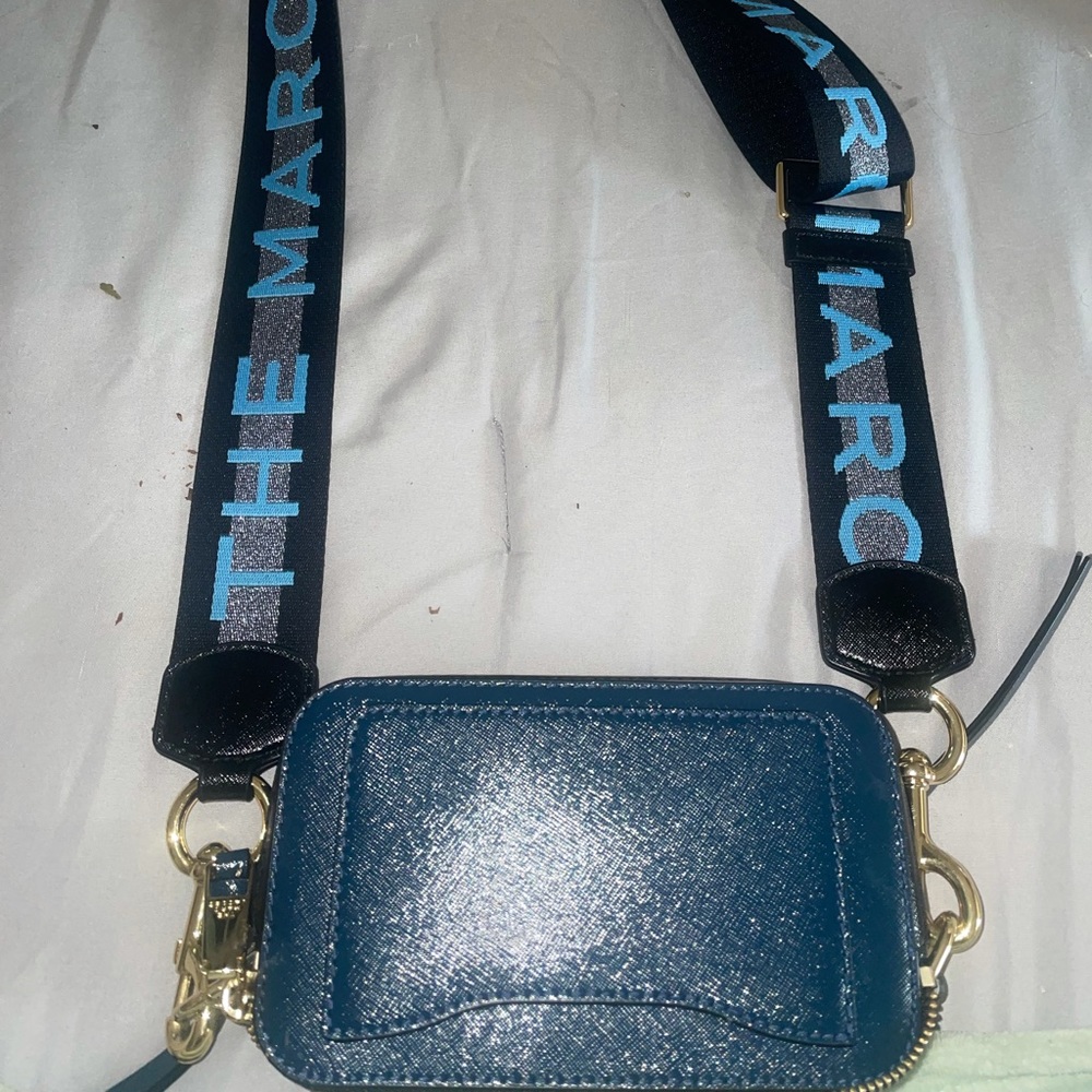 MARC JACOBS THE LOGO STRAP SNAPSHOT BLUE DENIM - Picture 2 of 6